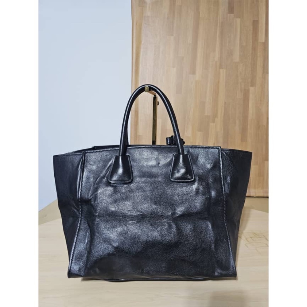 Authentic PRADA Vitello Daino Shopping Tote & Front Pocket Nero Black - Picture 4 of 15